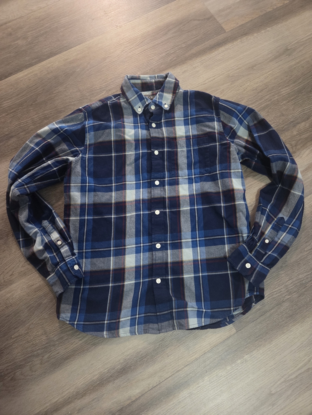 Slate & Stone Men's Plaid Button Down Blue White Red Shirt Size S